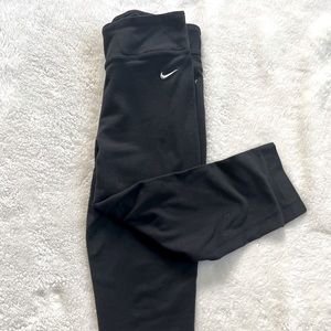 Nike Dri Fit Capri legging Size M Black